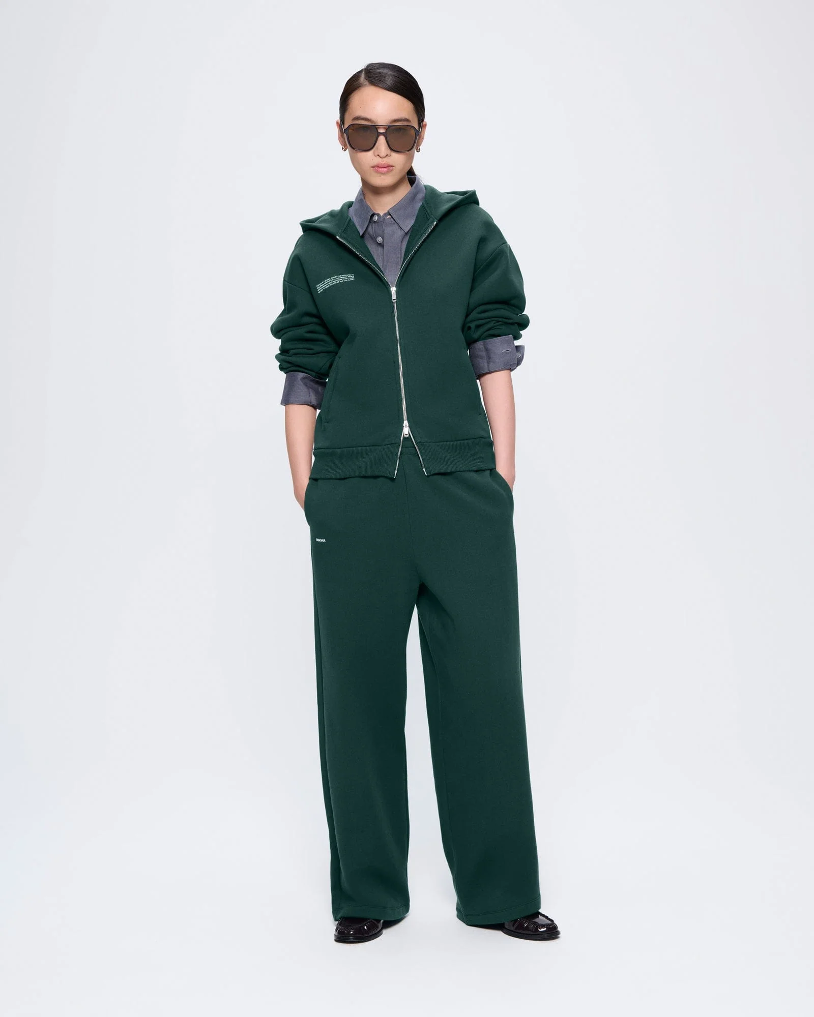 Womens 365 Heavyweight Straight Leg Track Pants—Foliage Green