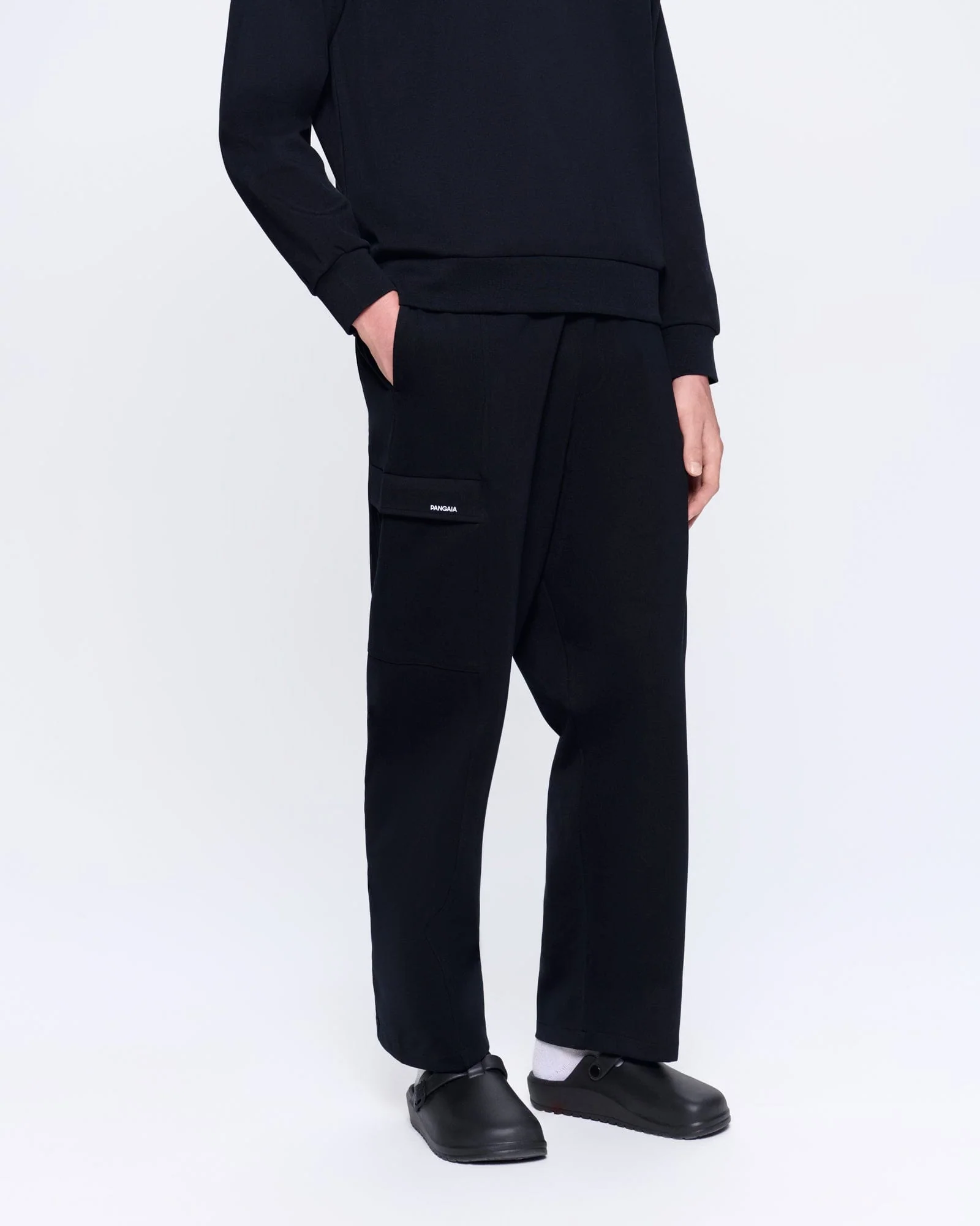 Mens DNA Double Jersey Cargo Trousers—black - Image 3