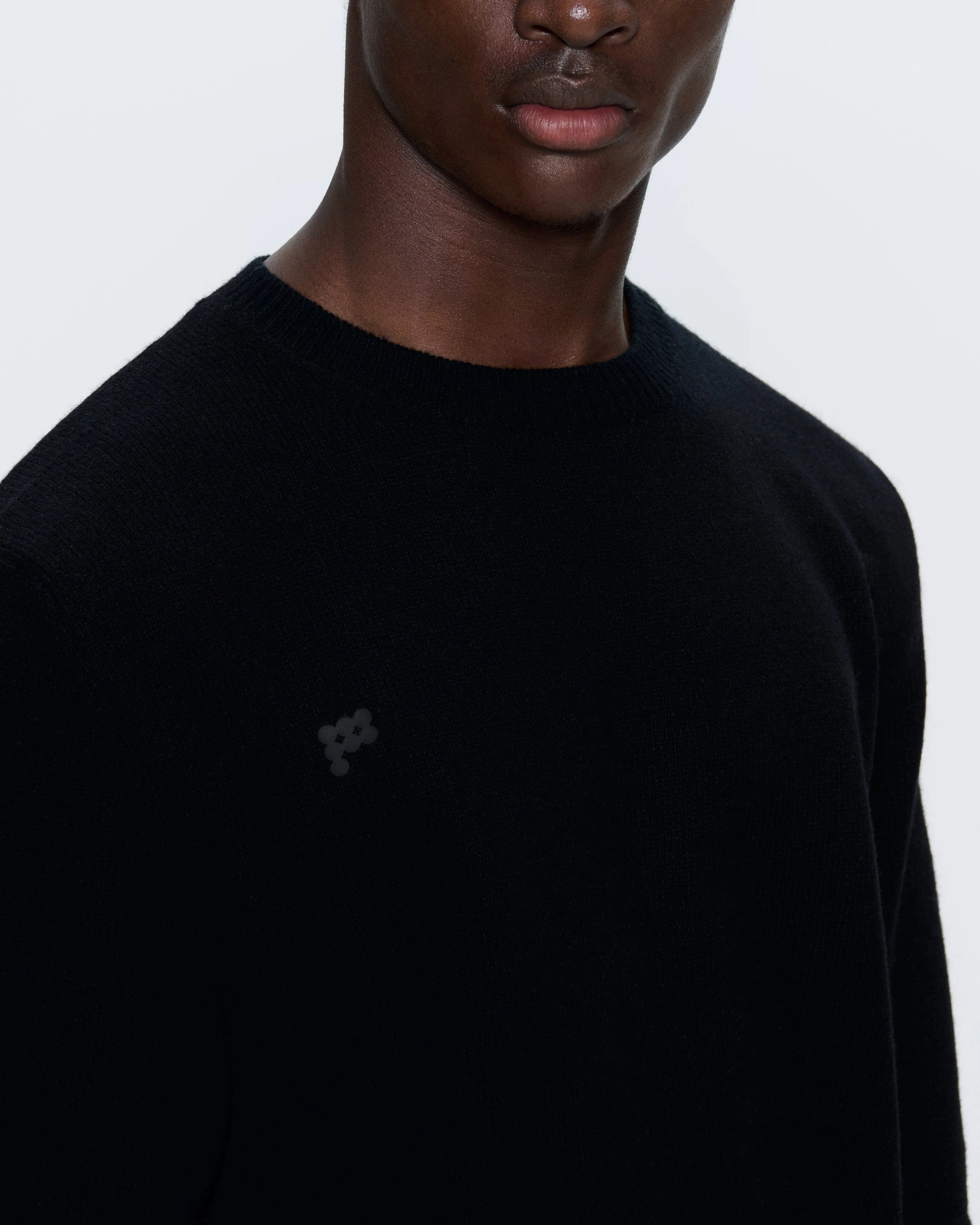 Mens Recycled Cashmere Crewneck Sweatshirt—black - Image 4